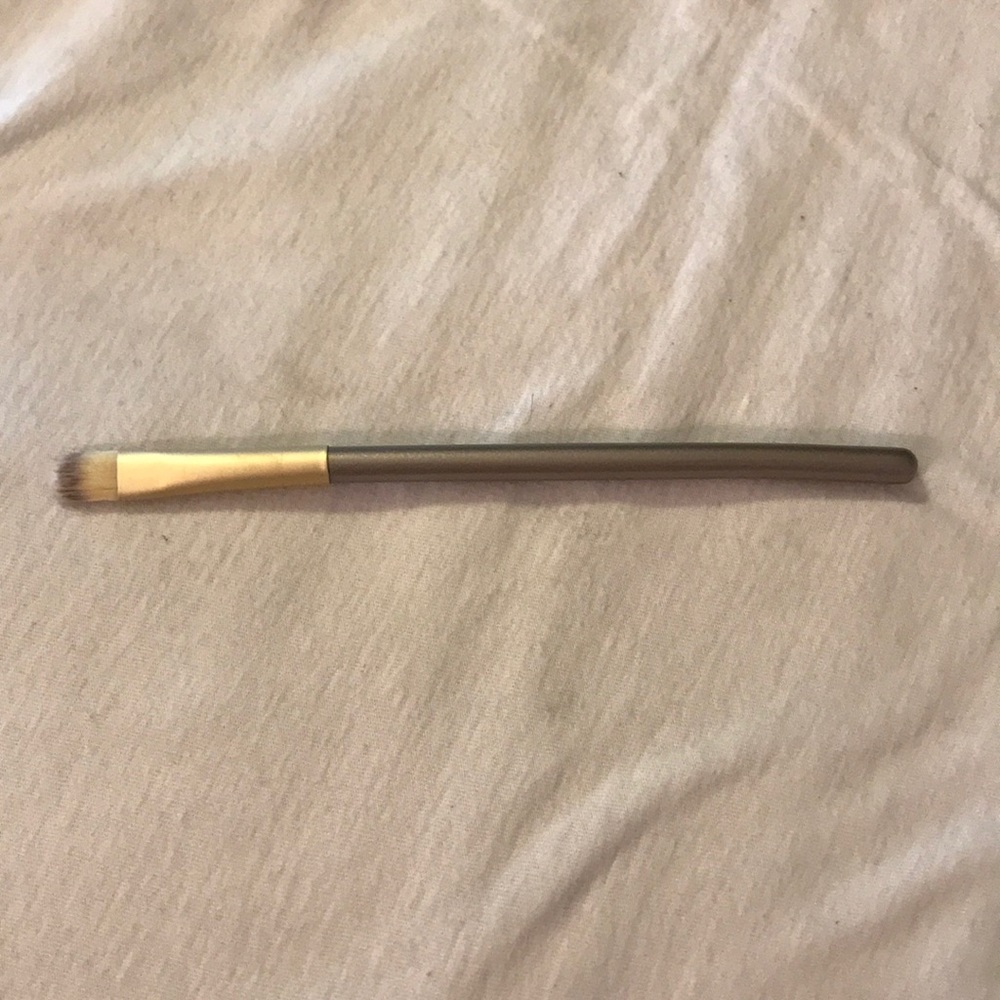 Concealer Brush